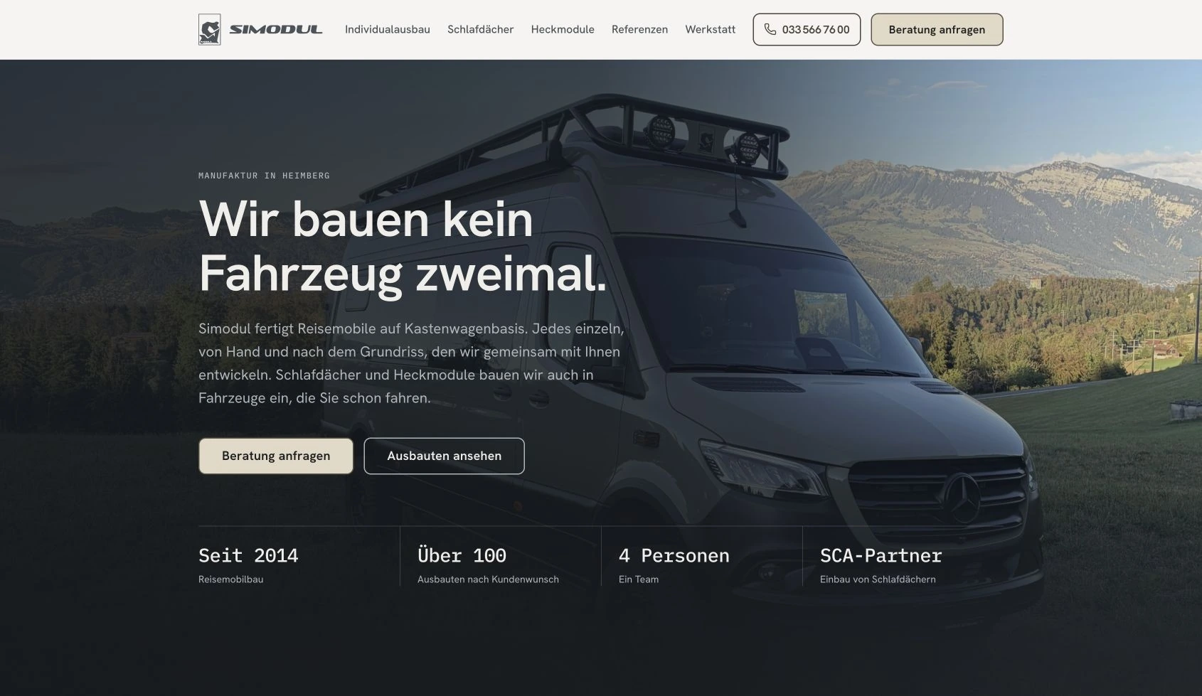 Startseite von Simodul mit einem Mercedes Sprinter vor einer Bergkulisse